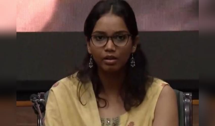 ‘His uniform was soaked in blood’: Daughter recounts Delhi Police SI's ordeal during Jantar Mantar protest