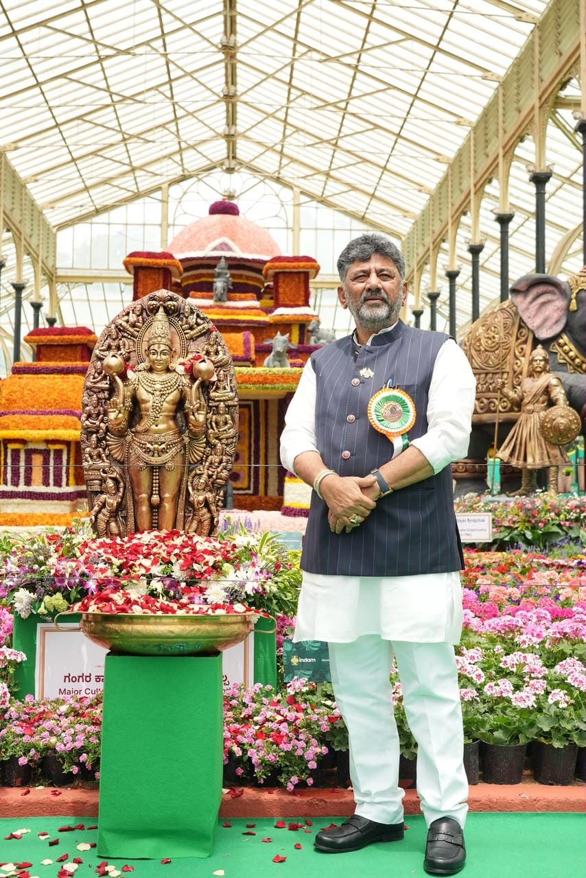 Historical 220th Lalbagh flower show inaugurated, CM Shivakumar announces plan for 3 new parks for Bengaluru