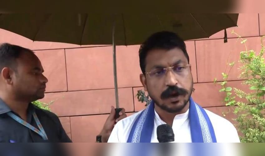 House doesn't belong only to BJP, Congress; other parties’ issues must also be discussed: Chandrashekhar Azad