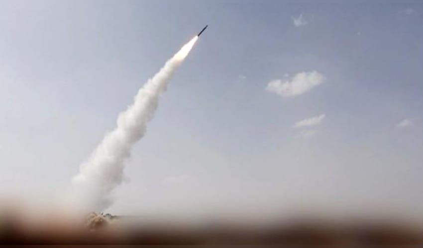 Houthis claim attacks on Saudi ship, govt-held areas