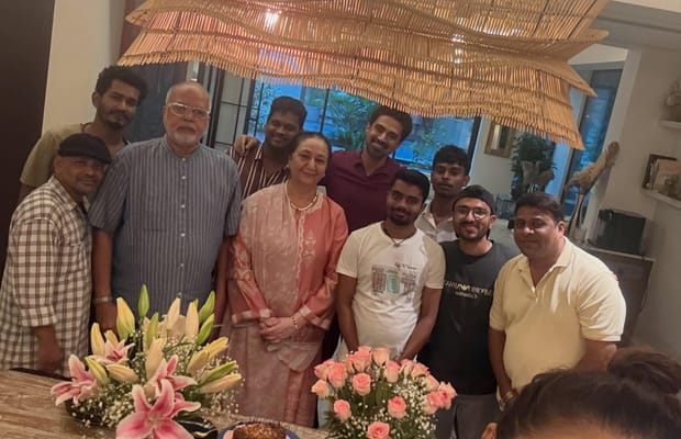 Huma Qureshi shares glimpses from her mother's birthday celebration