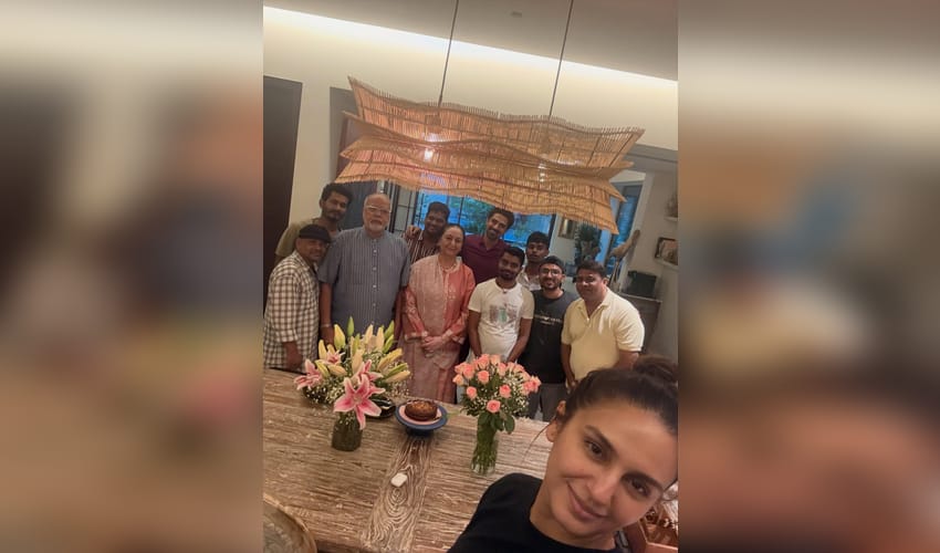 Huma Qureshi shares glimpses from her mother's birthday celebration