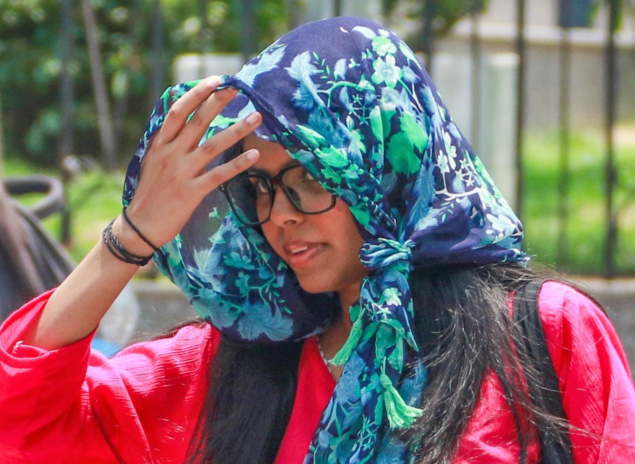 Humid conditions continue in Delhi-NCR, heavy rain chances remain slim