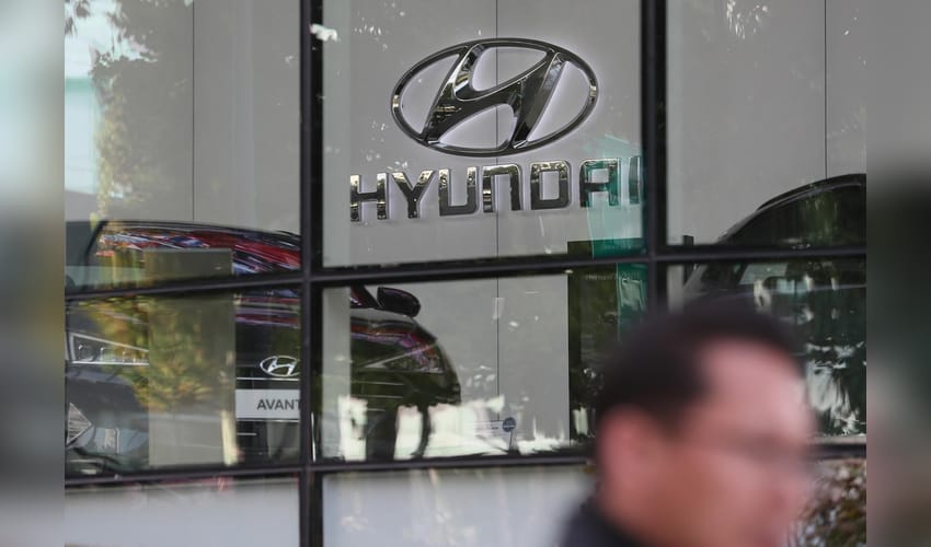 Hyundai Motor's Q3 profits plunge