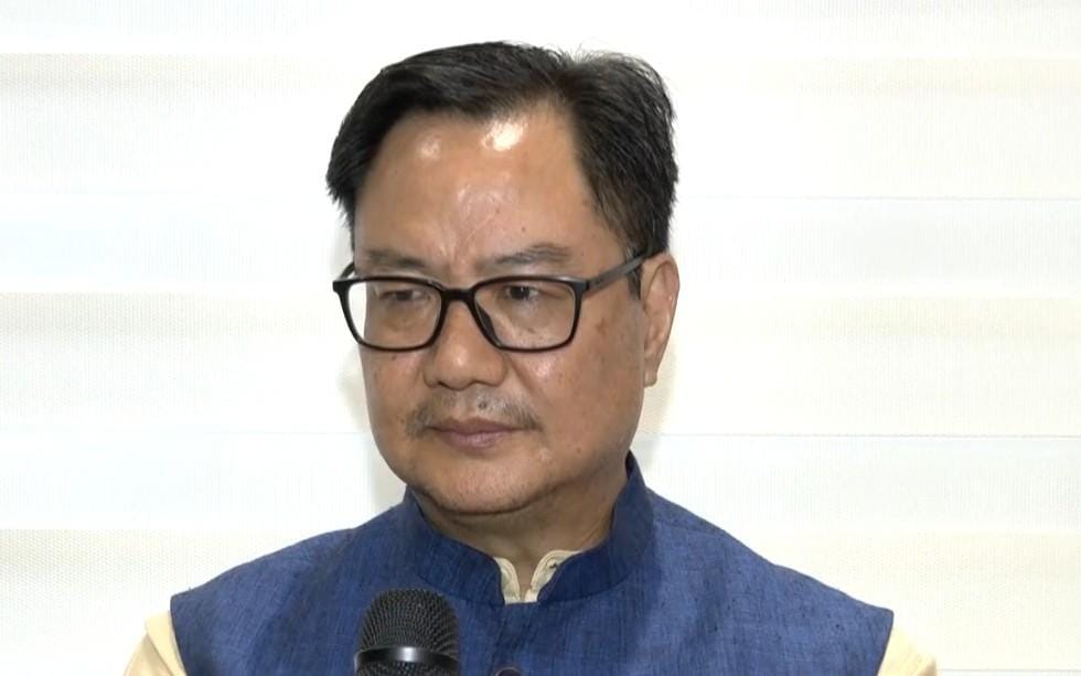 If Rahul Gandhi wanted, Oppn would not have resorted to sloganeering in Parliament: Kiren Rijiju (IANS Interview)