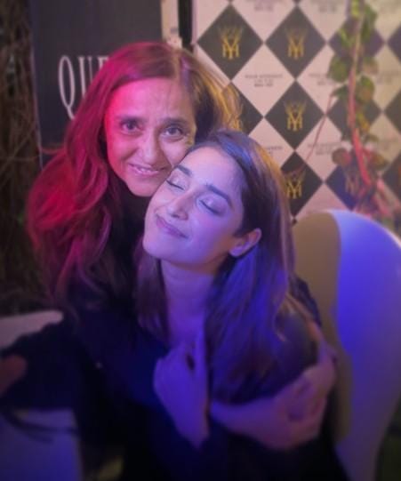 Ileana D’Cruz wishes her mamadoo on b’day: No one like you