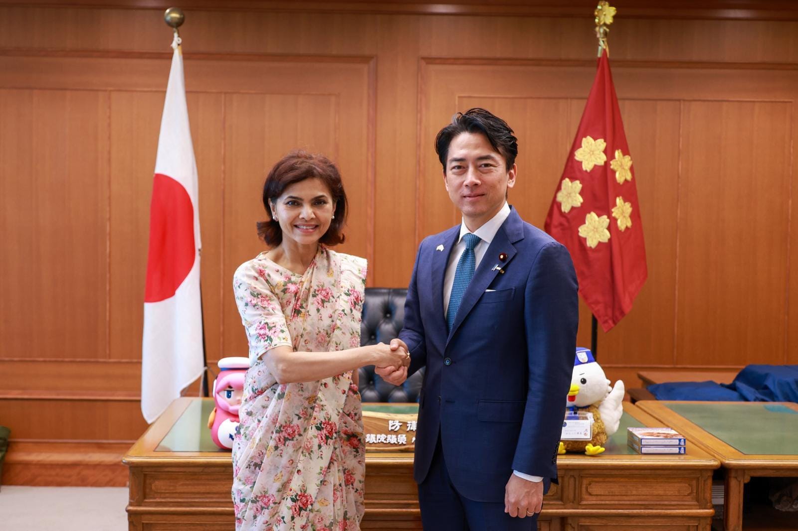 India, Japan discuss strengthening defence cooperation 