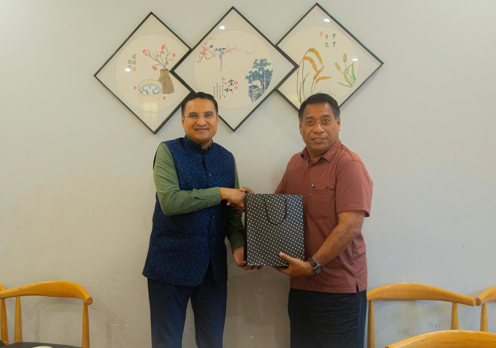India, Kiribati explore opportunities to deepen cooperation in infrastructure, renewable energy