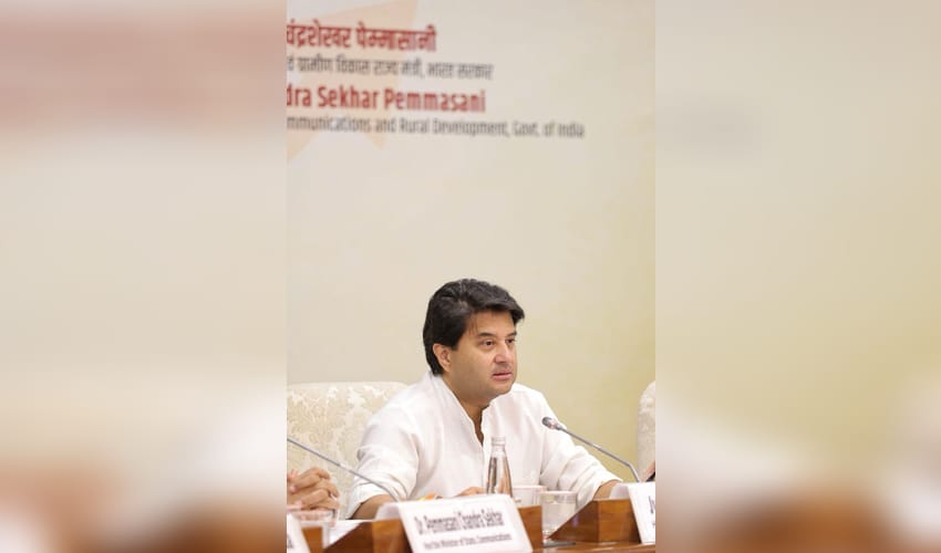 India Post's Q1 turnover crosses Rs 4,000 crore for first time, marks historic quarter: Scindia