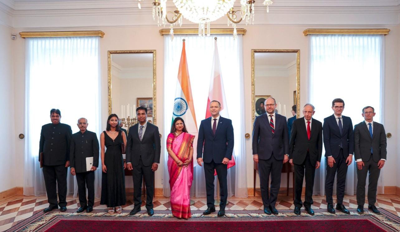 India's Ambassador presents credentials to Poland’s President in traditional ceremony