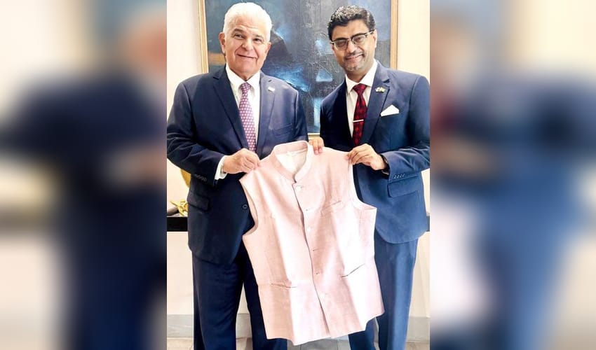 Indian Ambassador meets President of Panama discuss ideas to boost relationship