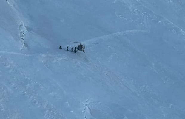 Indian Army Aviation pilots pull off daring rescue at 18,600 ft near Nun Kun