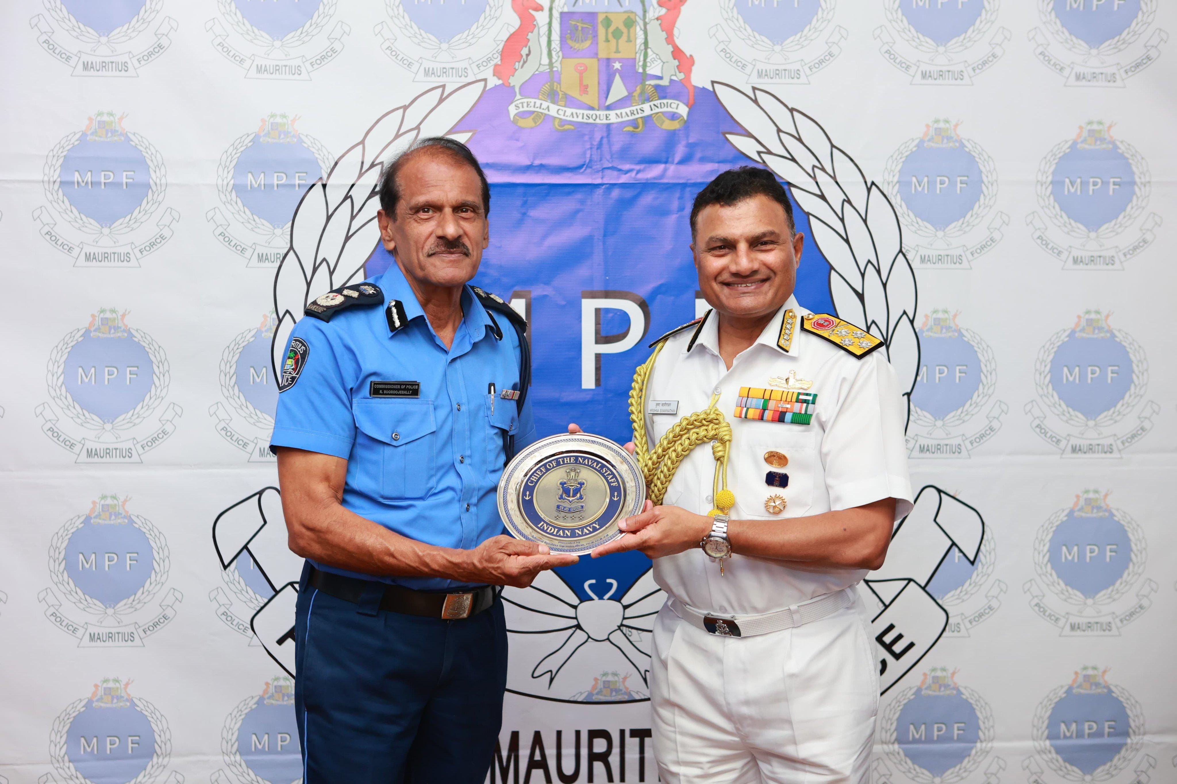 Indian Navy Chief holds talks with top Mauritian officials, discusses maritime security cooperation