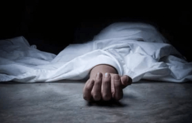 Indian Navy sailor, wife and two children found dead at Mumbai residence