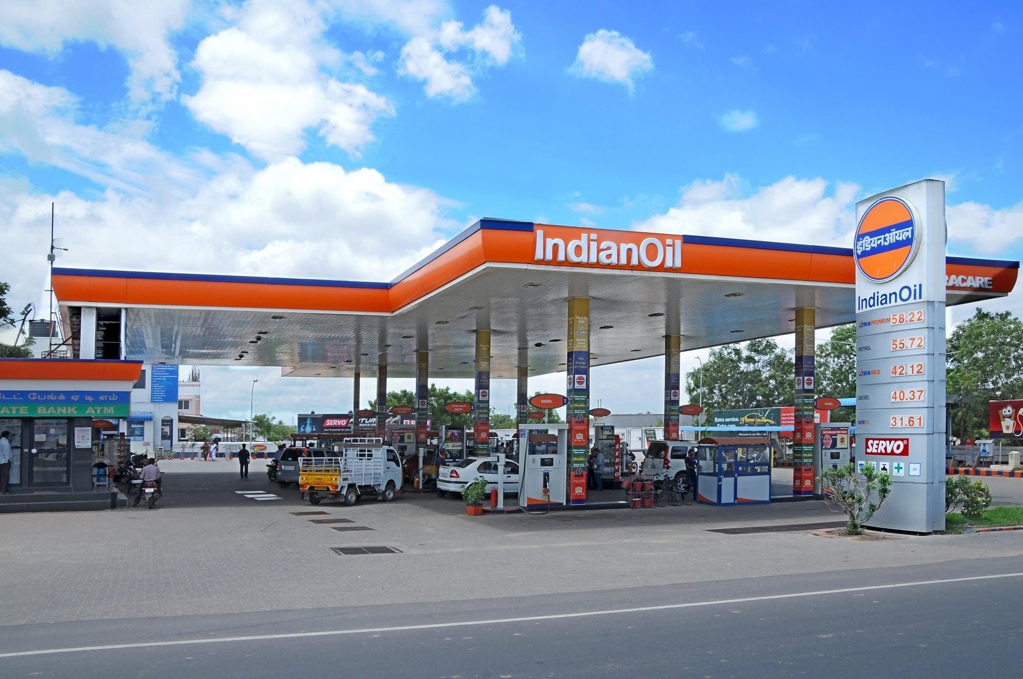 indian oil petrol pump.