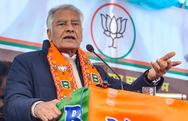 Indian students face deportation from Canada: Punjab BJP leader Jakhar seeks MEA's intervention