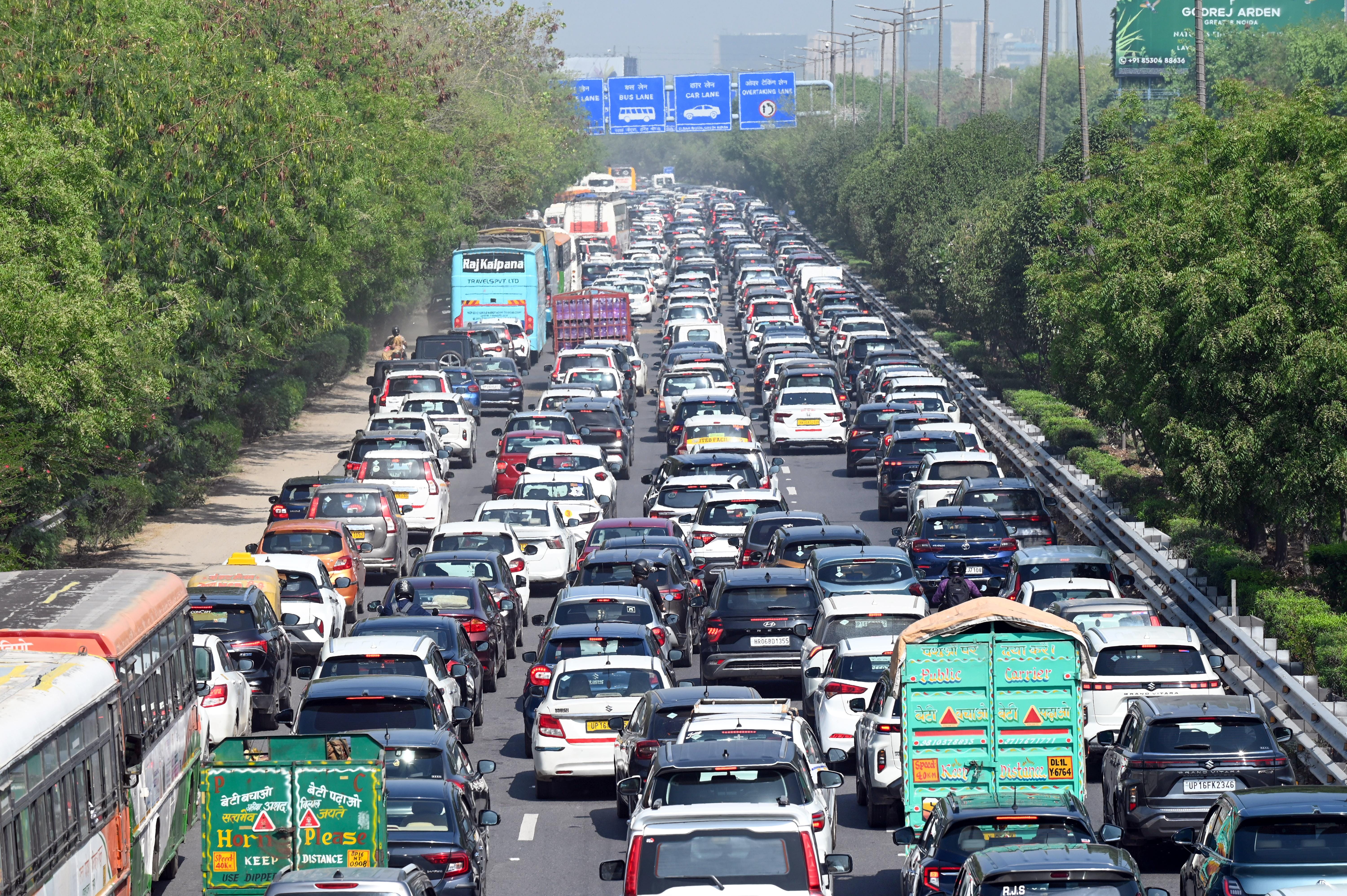 India’s auto sector likely to see operating revenue growth of 8 pc in FY27: Report