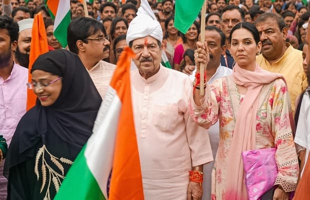 Indresh Kumar calls for unity through love, brotherhood and Tricolour at RSS' Muslim wing's Raksha Bandhan event