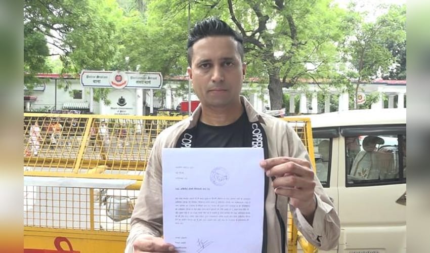 Influencer demands Abhijeet Dipke's arrest over assault, security allegations
