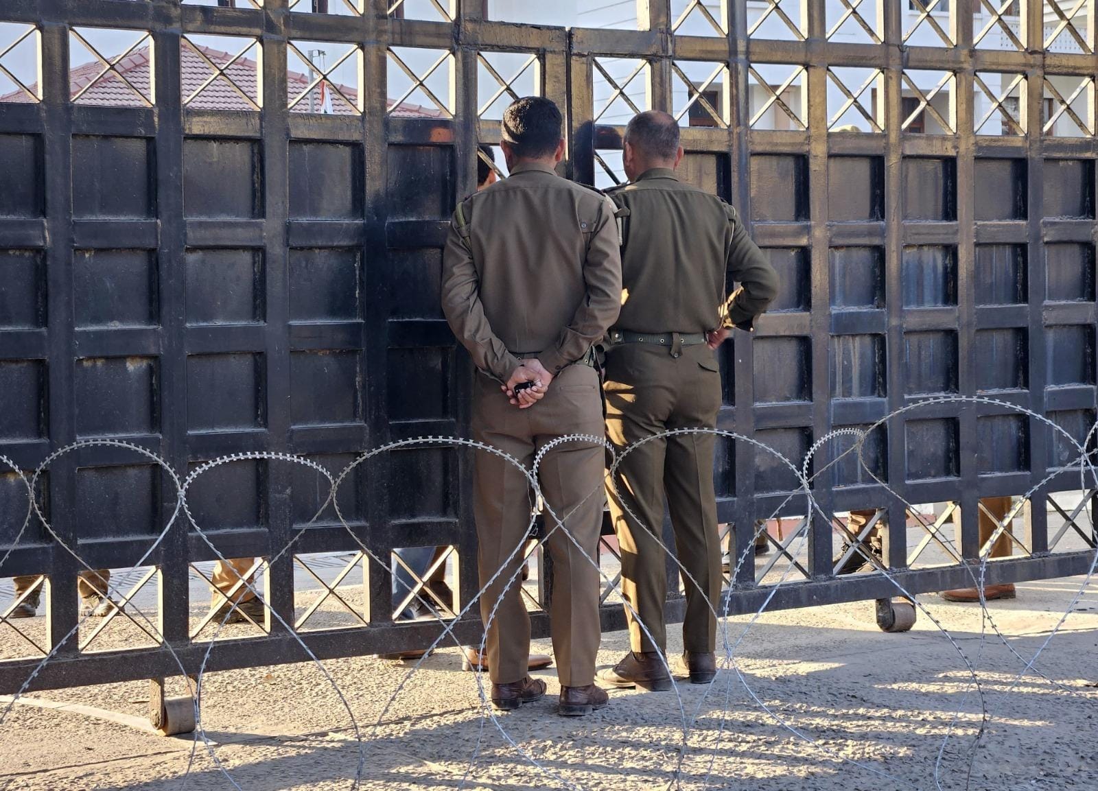 J&K Police attach four properties worth Rs 3.34 crore in Srinagar under NDPS Act