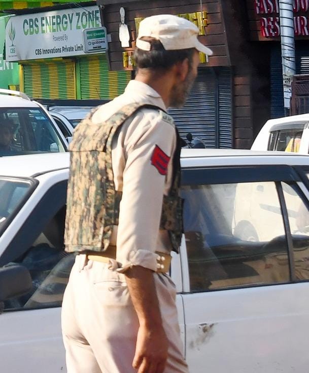 J&K Police attach Rs 1.05 crore-worth properties of notorious drug peddlers