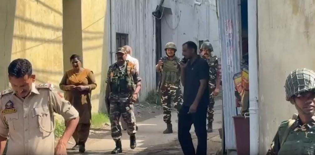 J&K SIA raids nine places in 1990 killing of Kashmiri Pandit poet, son