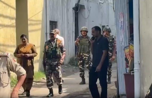 J&K SIA raids nine places in 1990 killing of Kashmiri Pandit poet, son