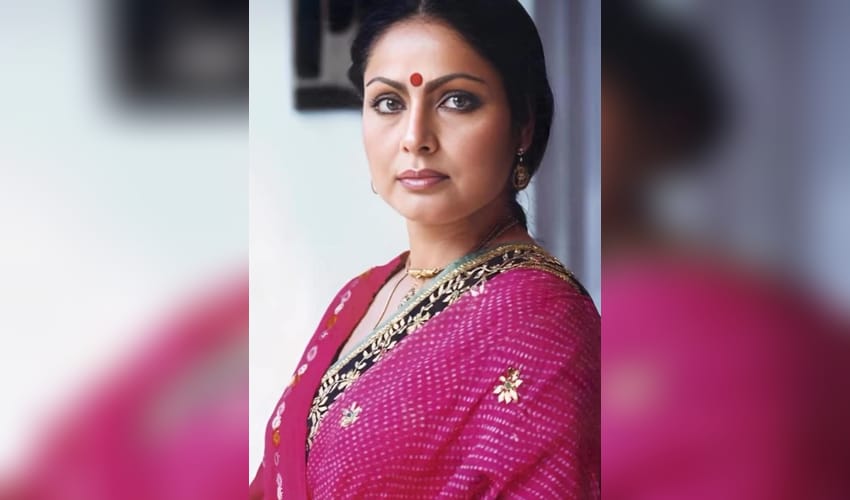 Jackie Shroff wishes Rakhee Gulzar on her 79th birthday