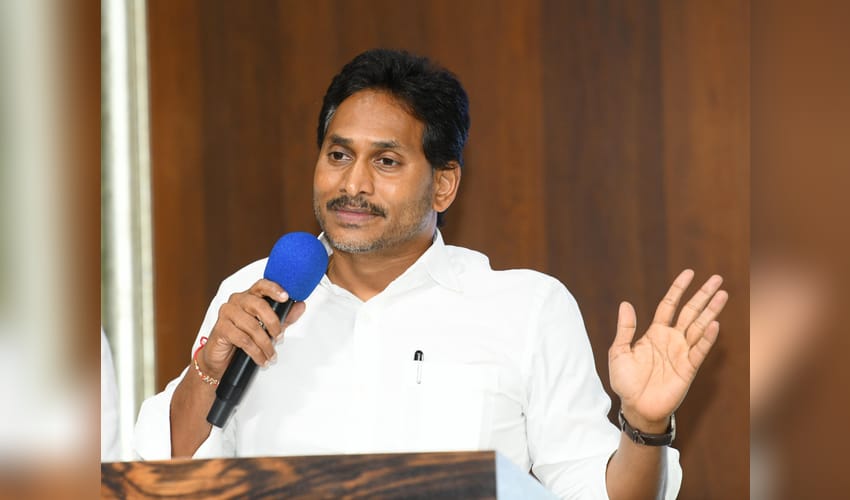 Jagan asks YSRCP cadres to get ready for local body polls