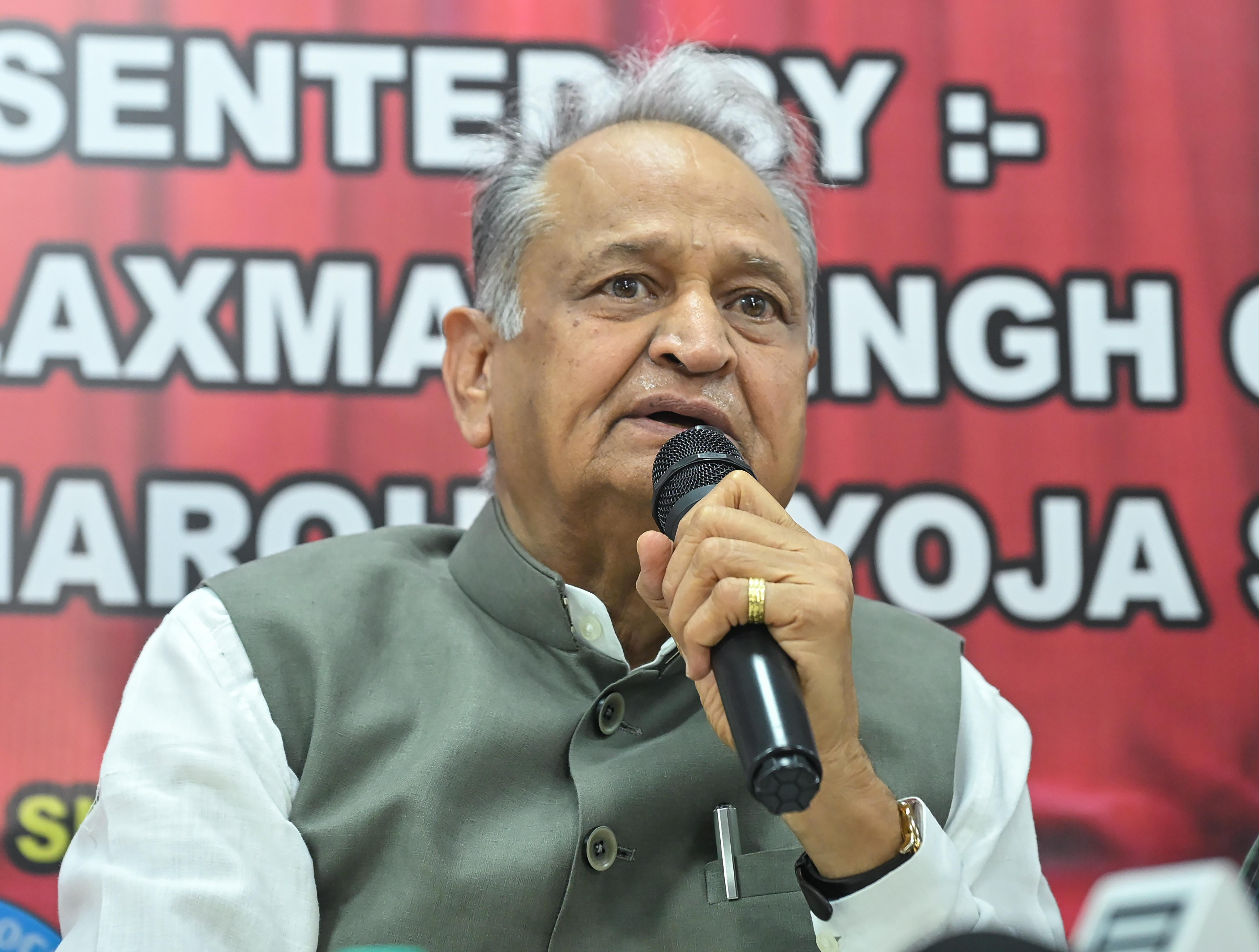Jaipur: Ashok Gehlot addresses press conference
