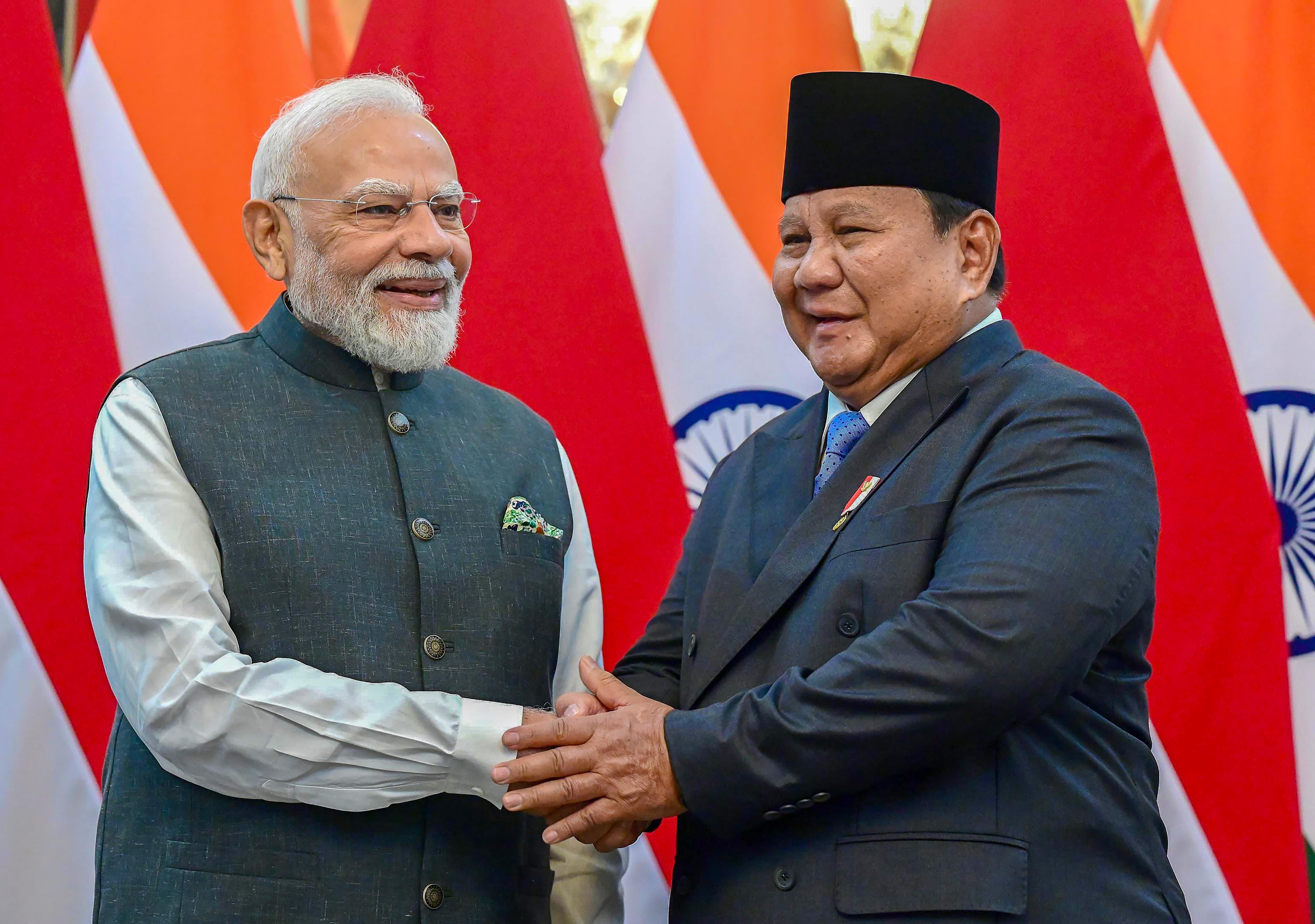 Jakarta: PM Modi meets Indonesian President Prabowo Subianto