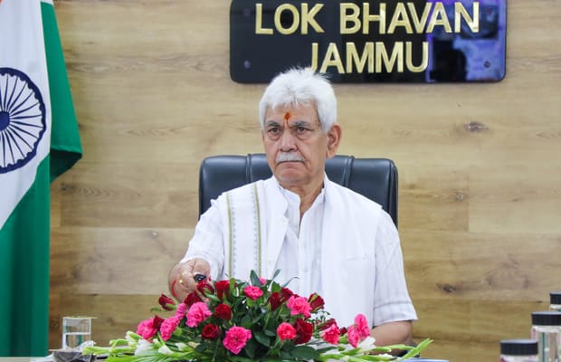 Jammu: Manoj Sinha inaugurates academic initiatives