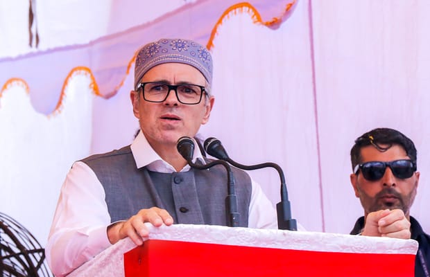 Jammu: Omar Abdullah at Delhi Chalo rally