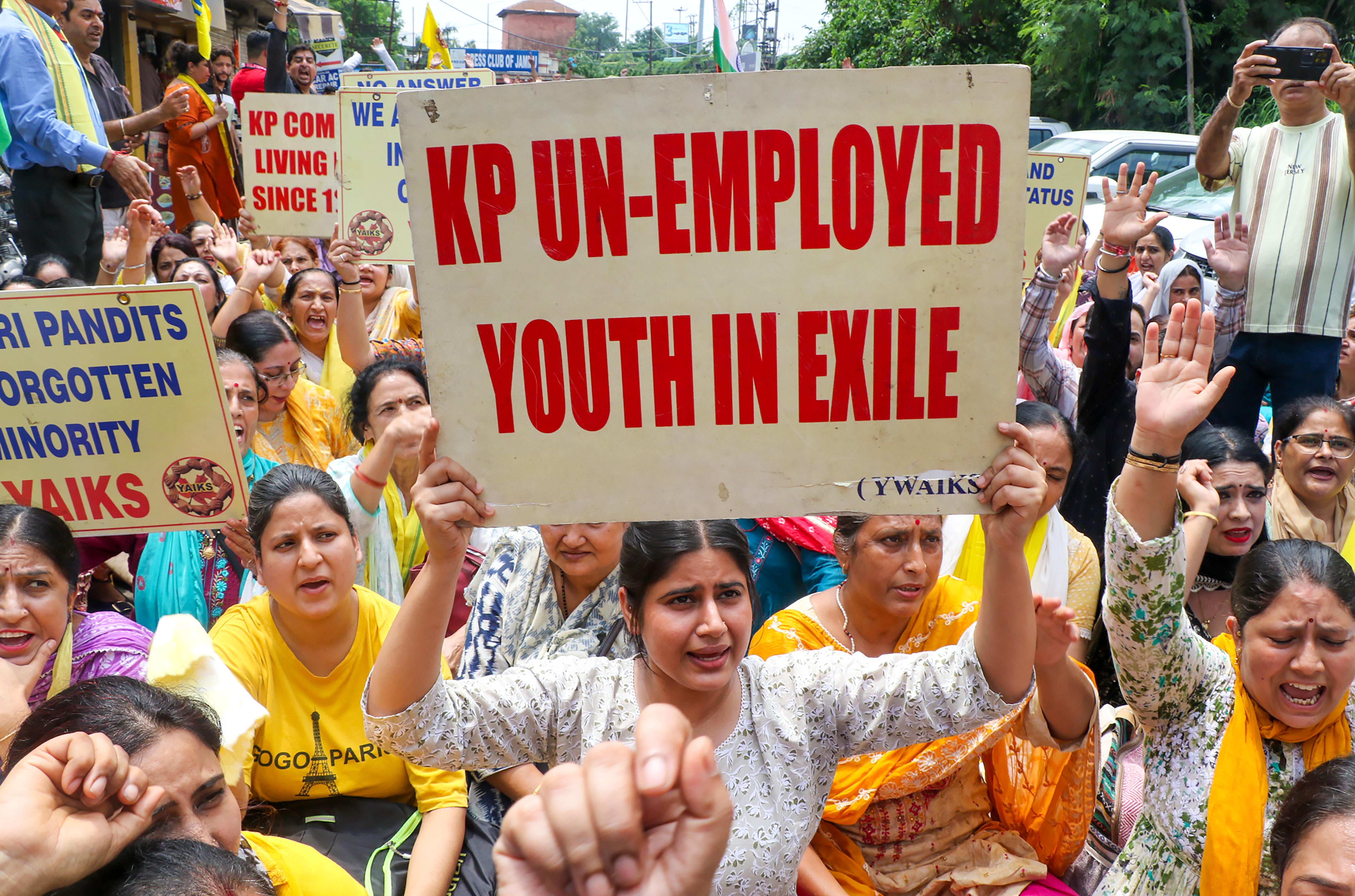 Jammu: YAIKS Demands Rehabilitation Policy