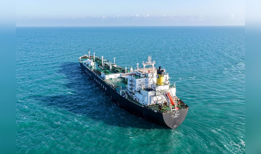 Jamnagar: MT Jag Vasant Arrives with LPG Cargo at Vadinar Terminal
