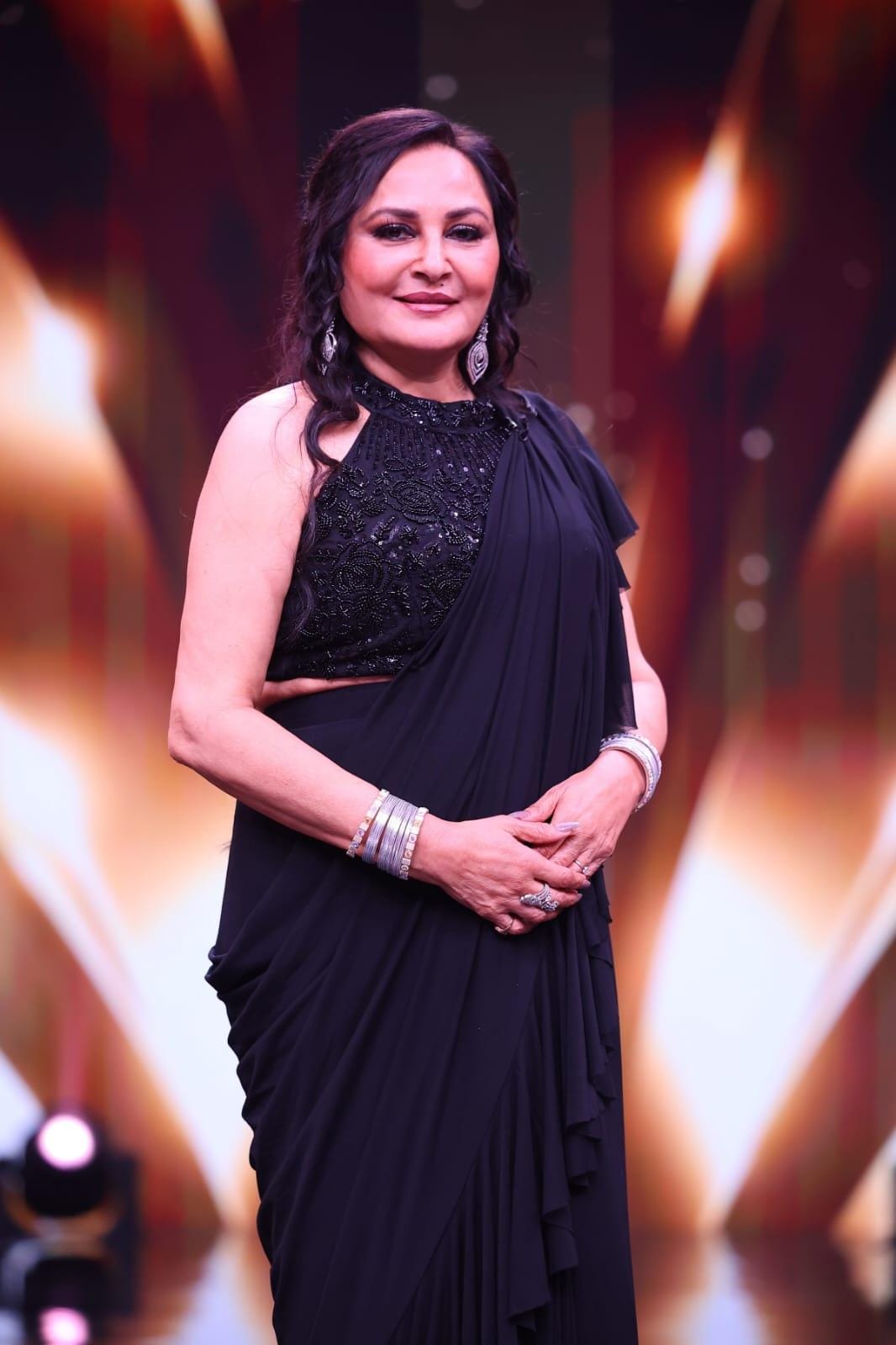 Jaya Prada recalls sleepless, anxious night before shooting iconic 'De De Pyaar De' with Amitabh Bachchan