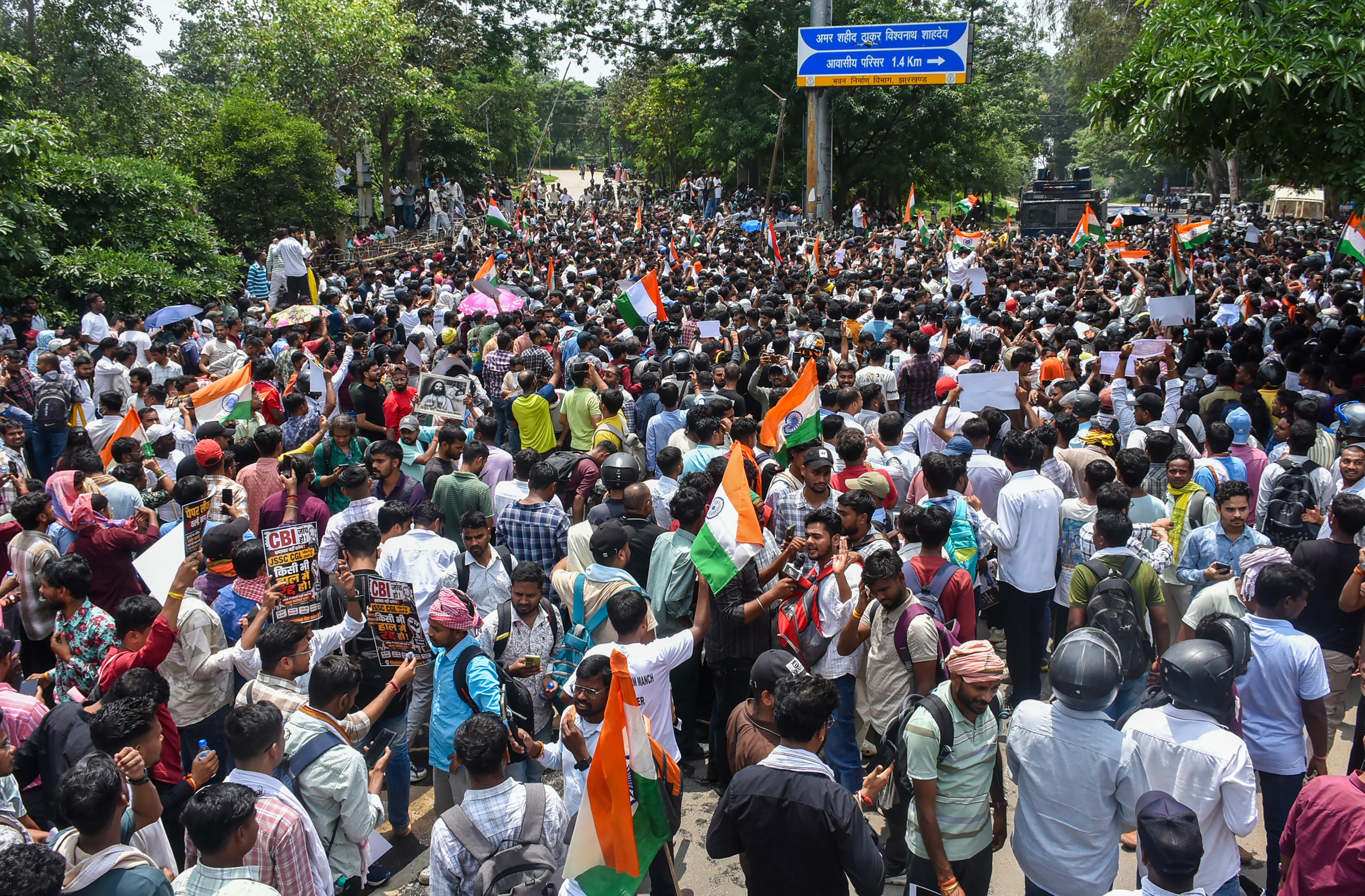 Jharkhand protest day 20: Security tightened as student prepare to lay siege to CM's residence