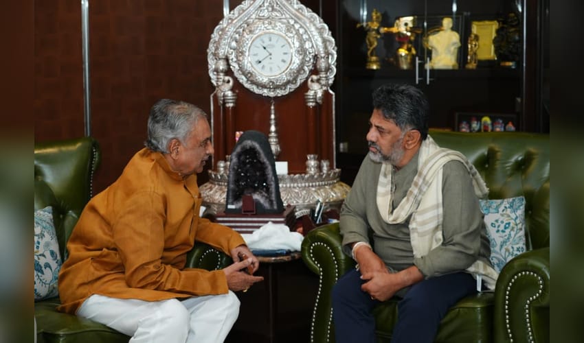 Karnataka Council Chairman Horatti meets CM Shivakumar as Cong prepares no-confidence motion