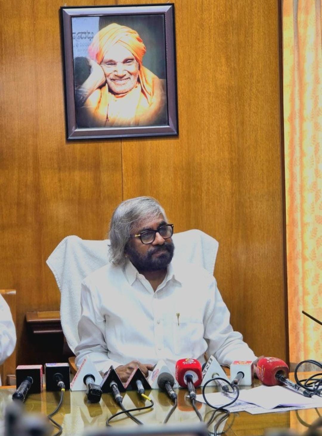 Karnataka: Min Khandre sets week-end deadline for VB-G Ram G SOPs, implementation guidelines