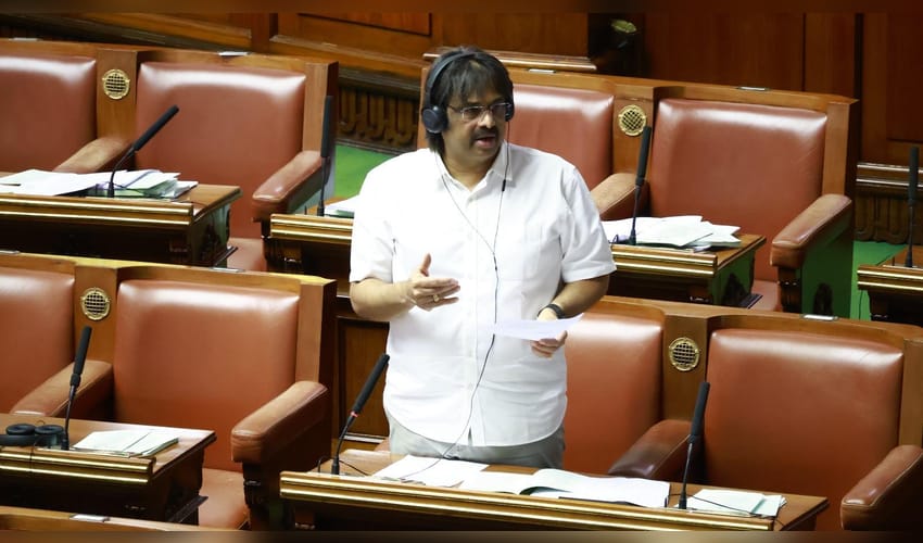 Karnataka to build 1,582 toilets in 1,250 govt schools: Minister Madhu Bangarappa