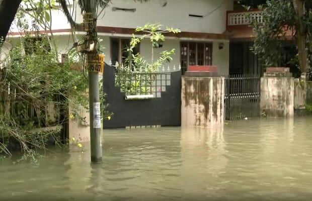 Kerala flood: Death toll reaches 21, six missing; IMD issues heavy rain alert