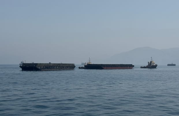 Khasab: Merchant vessels stranded in Strait of Hormuz
