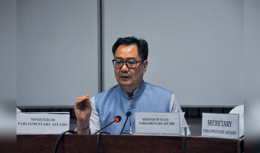 Kiren Rijiju hits back at Rahul Gandhi’s ‘smash patriarchy’ remark (Photo: IANS)