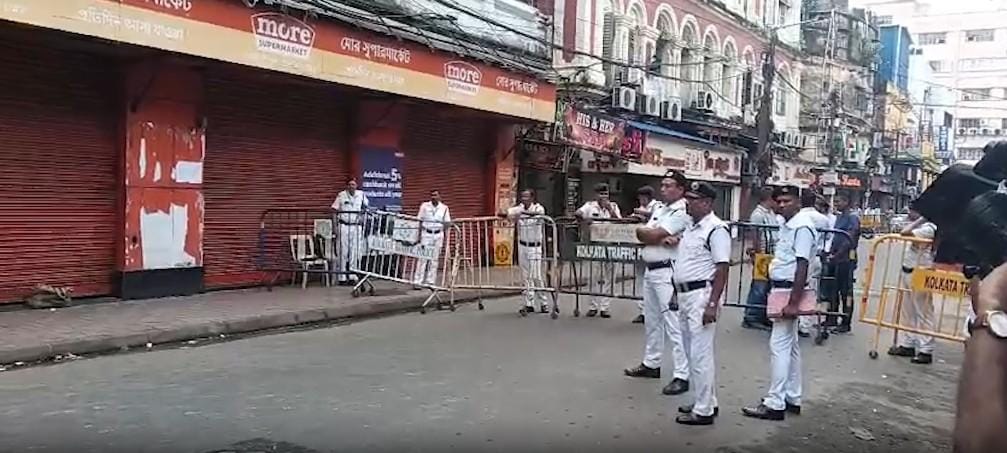 Kolkata hotel fire: Bengal govt to conduct audit of hotels, lodges in Mirza Ghalib Street area