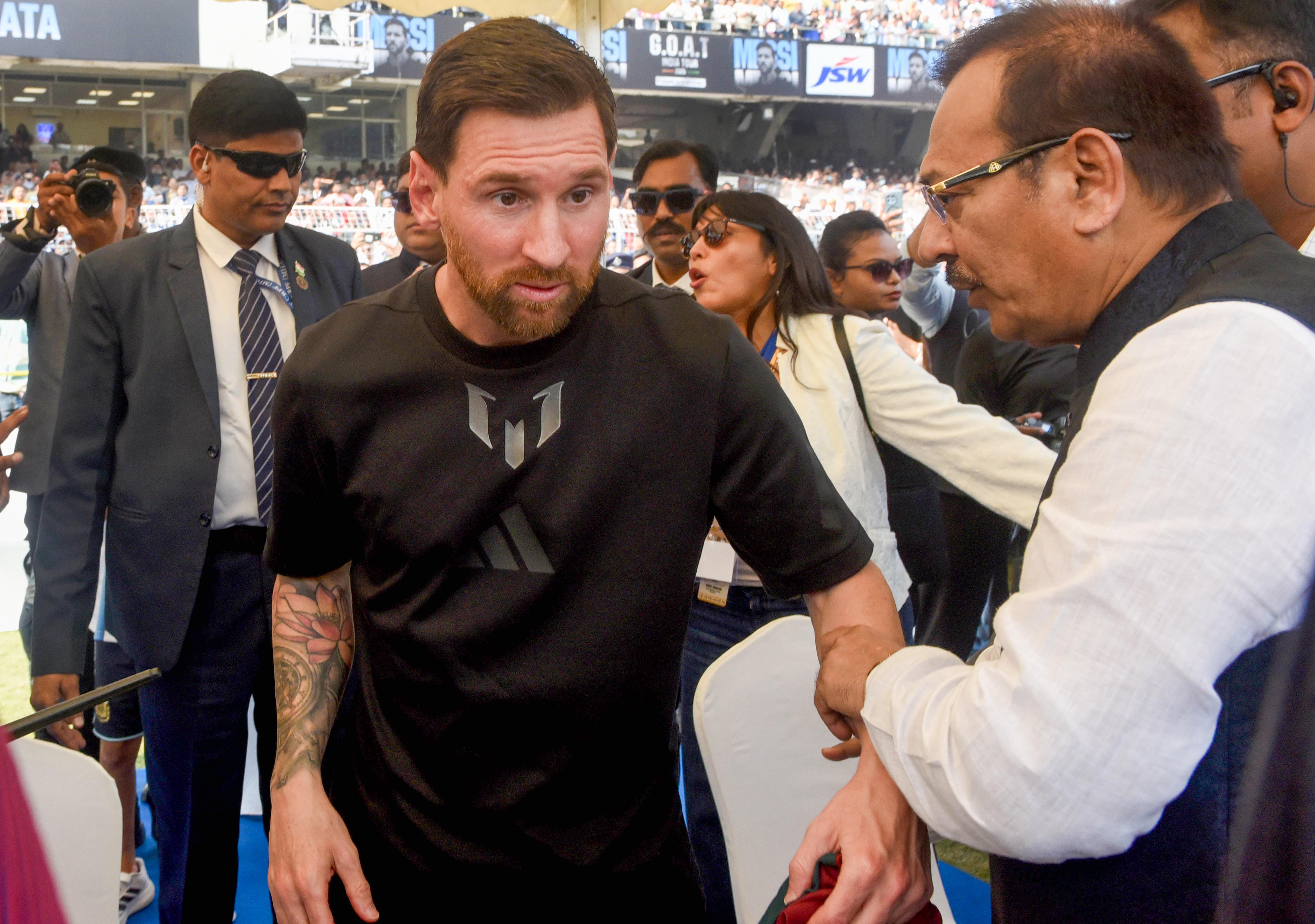  Kolkata: Lionel Messi at Salt Lake Stadium