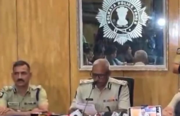 Kolkata Police to patrol outside banks, instructions laid to OCs to prevent crime (Photo: @SouleFacts/X)