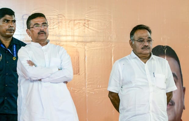 Kolkata: Suvendu Adhikari, Samik Bhattacharya launch HPV vaccination programme