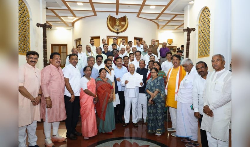 K’taka Valmiki scam: BJP urges Guv to seek explanation over Minister’s re-induction (Photo: IANS)
