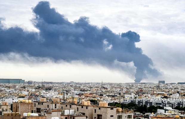 Kuwait City: Strike Hits Airport Fuel Depot