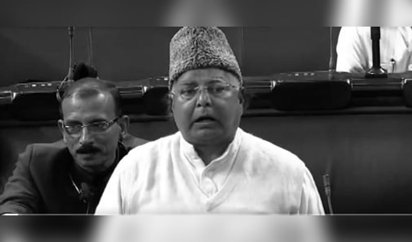 Lalu Yadav targets JD-U over Farakka water treaty; Sanjay Jha hits back
